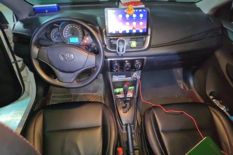 Used Toyota YARiS L Zhi Xuan 2020 1.5L CVT Leading Edition Center Console