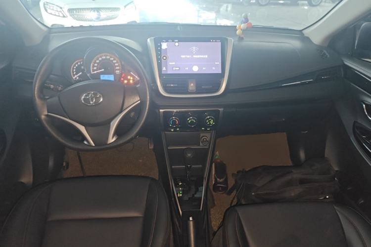Used Toyota YARiS L Zhi Xuan 2020 X-Trail X 1.5L CVT Luxury Edition Center Console