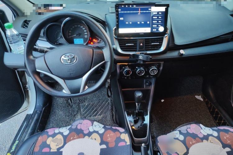 Used Toyota YARiS L Zhi Xuan 2020 X-Trail X 1.5L CVT Luxury Edition Center Console