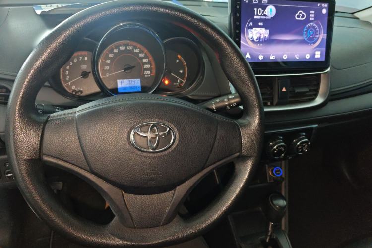Used Toyota YARiS L Zhi Xuan 2020 X-Trail X 1.5L CVT Leading Edition Center Console