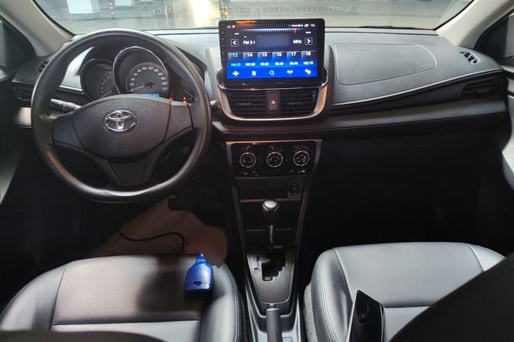 Used Toyota YARiS L Zhi Xuan 2020 X-Trail X 1.5L CVT Leading Edition Center Console