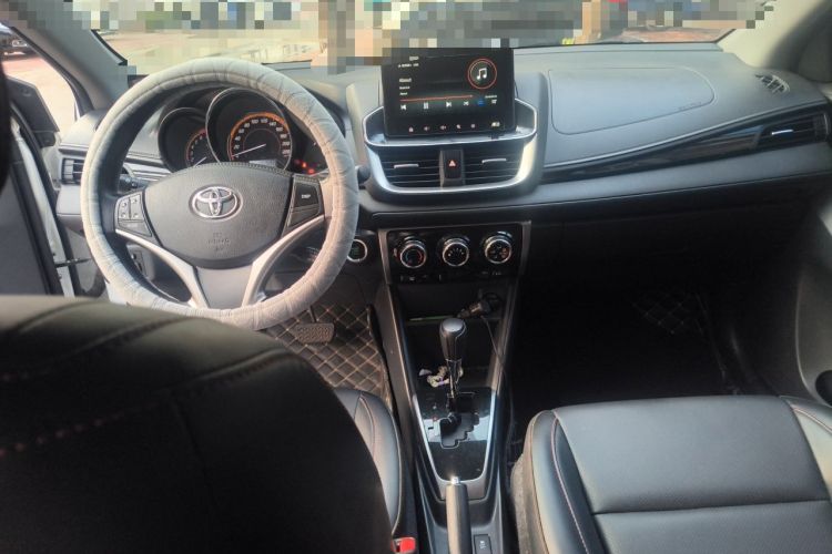 Used Toyota YARiS L Zhi Xuan 2020 X-Trail X 1.5L CVT Prestige Edition Center Console