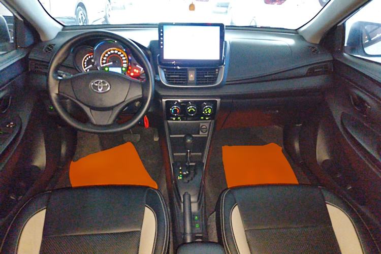 Used Toyota YARiS L Zhi Xuan 2020 X-Trail X 1.5L CVT Leading Edition Center Console
