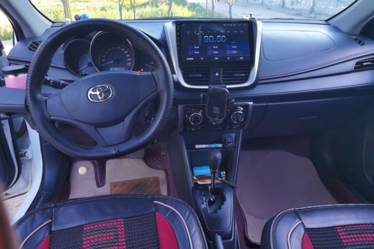 Used Toyota YARiS L Zhi Xuan 2020 X-Trail X 1.5L CVT Prestige Edition Center Console