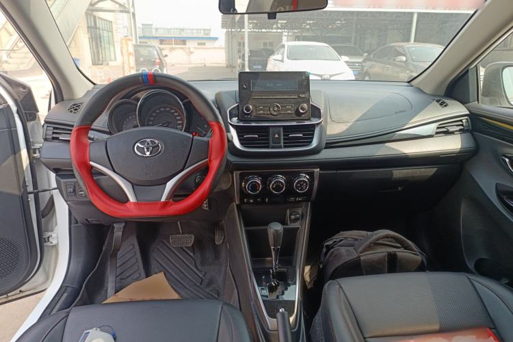 Used Toyota YARiS L Zhi Xuan 2020 X-Trail X 1.5L CVT Luxury Edition Center Console