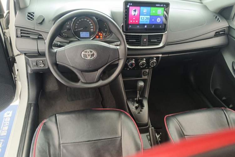 Used Toyota YARiS L Zhi Xuan 2020 1.5L CVT Leading Edition Center Console