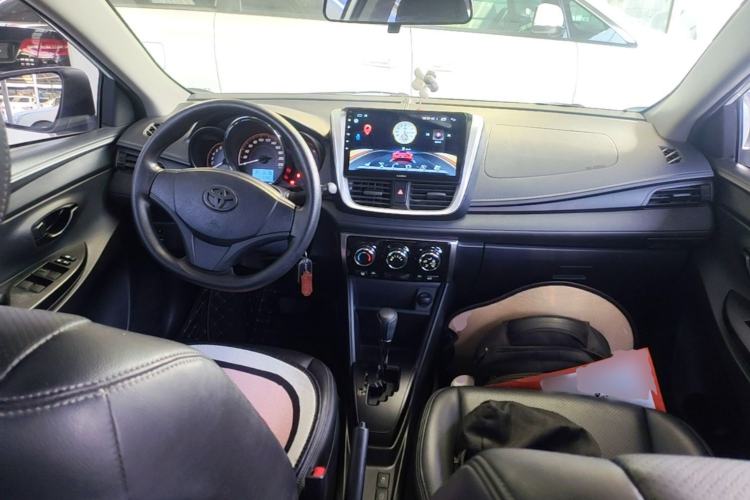 Used Toyota YARiS L Zhi Xuan 2020 X-Trail X 1.5L CVT Leading Edition Center Console