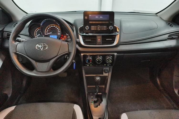Used Toyota YARiS L Zhi Xuan 2020 X-Trail X 1.5L CVT Leading Edition Center Console