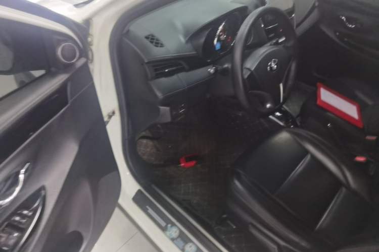 Used Toyota YARiS L Zhi Xuan 2020 X-Trail X 1.5L CVT Luxury Edition Driver Seat