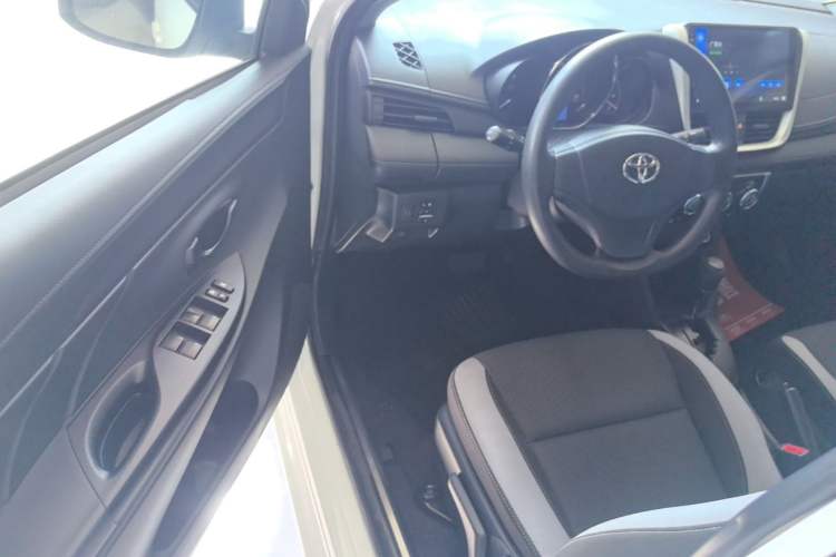 Used Toyota YARiS L Zhi Xuan 2020 1.5L CVT Leading Edition Driver Seat