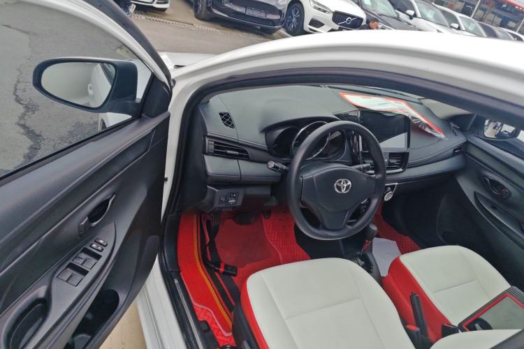 Used Toyota YARiS L Zhi Xuan 2020 1.5L CVT Leading Edition Driver Seat