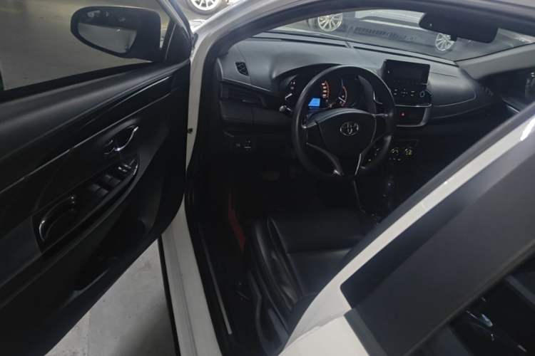 Used Toyota YARiS L Zhi Xuan 2020 X-Trail X 1.5L CVT Luxury Edition Driver Seat