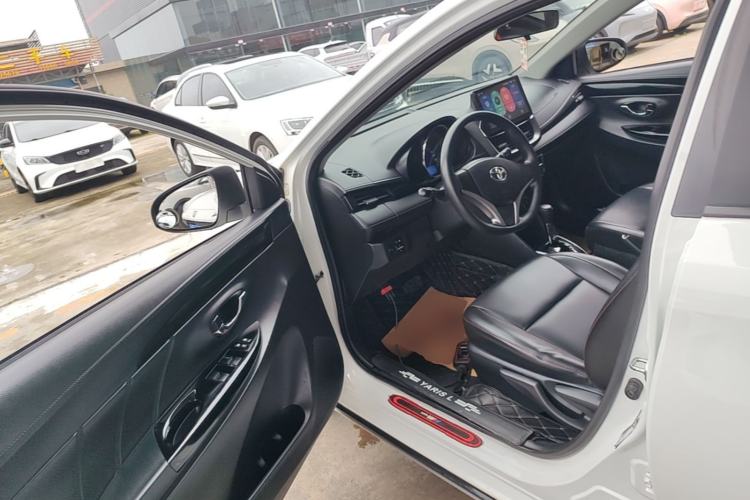 Used Toyota YARiS L Zhi Xuan 2020 X-Trail X 1.5L CVT Luxury Edition Driver Seat