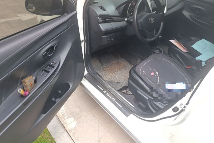 Used Toyota YARiS L Zhi Xuan 2020 X-Trail X 1.5L CVT Luxury Edition Driver Seat