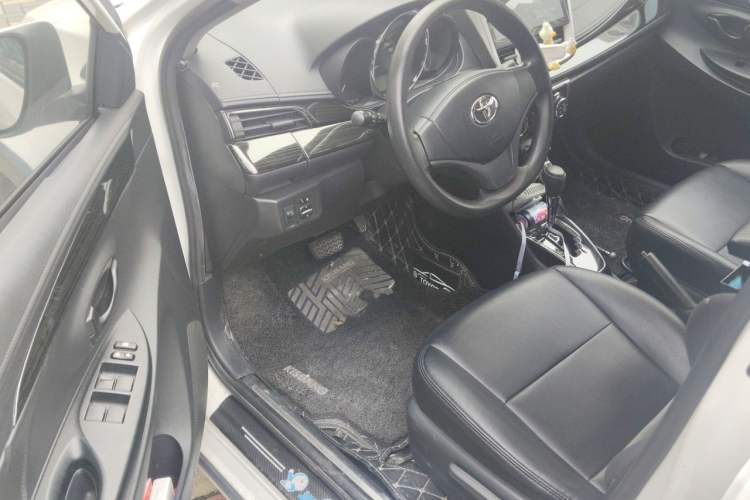 Used Toyota YARiS L Zhi Xuan 2020 X-Trail X 1.5L CVT Leading Edition Driver Seat