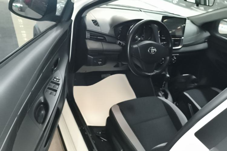Used Toyota YARiS L Zhi Xuan 2020 X-Trail X 1.5L CVT Leading Edition Driver Seat