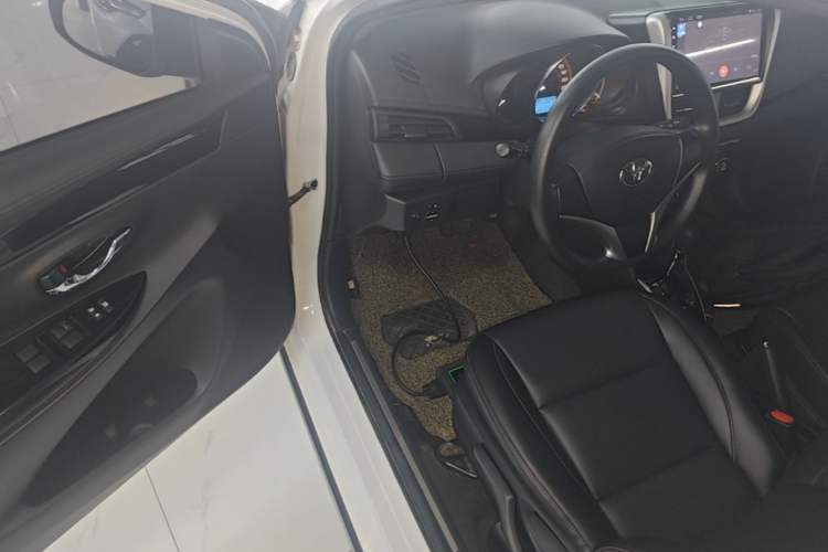 Used Toyota YARiS L Zhi Xuan 2020 X-Trail X 1.5L CVT Luxury Edition Driver Seat