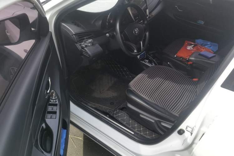 Used Toyota YARiS L Zhi Xuan 2020 X-Trail X 1.5L CVT Luxury Edition Driver Seat