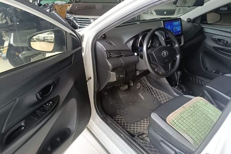 Used Toyota YARiS L Zhi Xuan 2020 X-Trail X 1.5L CVT Leading Edition Driver Seat