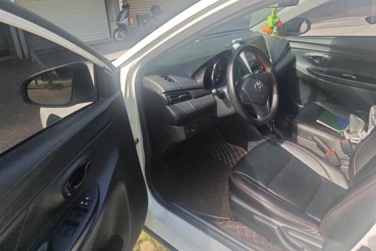 Used Toyota YARiS L Zhi Xuan 2020 X-Trail X 1.5L CVT Luxury Edition Driver Seat