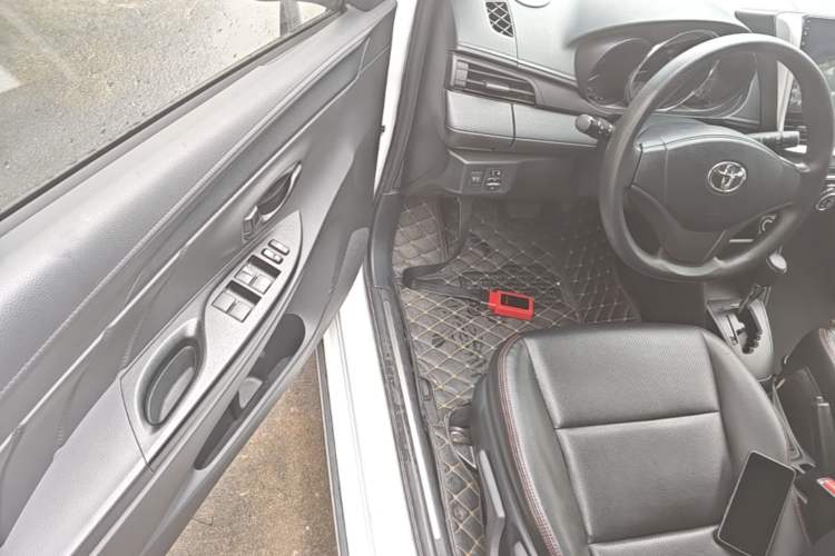 Used Toyota YARiS L Zhi Xuan 2020 X-Trail X 1.5L CVT Leading Edition Driver Seat