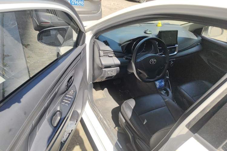 Used Toyota YARiS L Zhi Xuan 2020 1.5L CVT Leading Edition Driver Seat