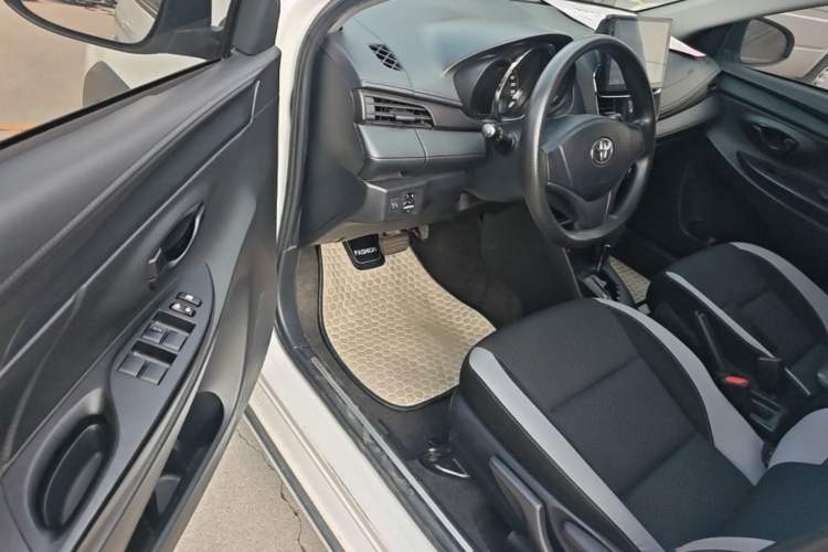 Used Toyota YARiS L Zhi Xuan 2020 X-Trail X 1.5L CVT Leading Edition Driver Seat