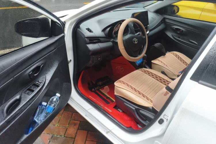 Used Toyota YARiS L Zhi Xuan 2020 1.5L CVT Leading Edition Driver Seat