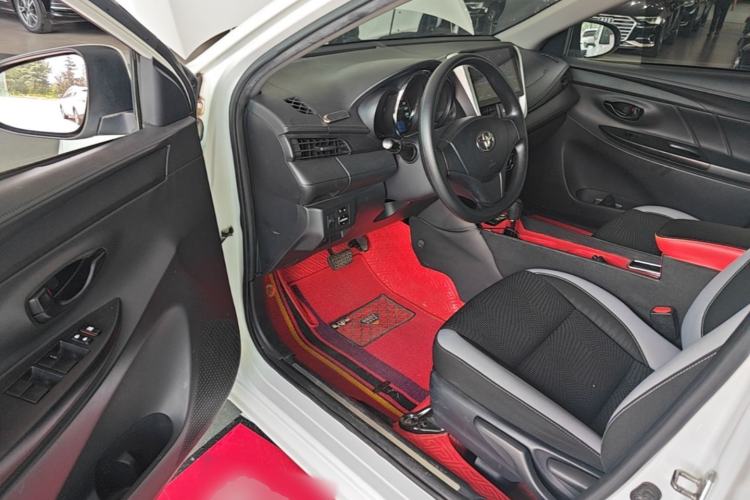 Used Toyota YARiS L Zhi Xuan 2020 1.5L CVT Leading Edition Driver Seat