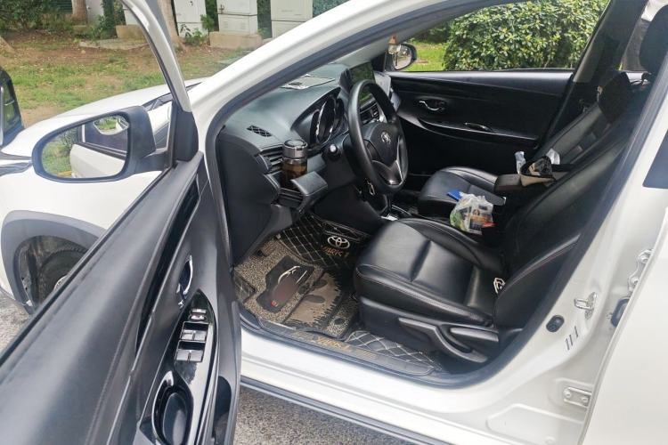 Used Toyota YARiS L Zhi Xuan 2020 X-Trail X 1.5L CVT Luxury Edition Driver Seat