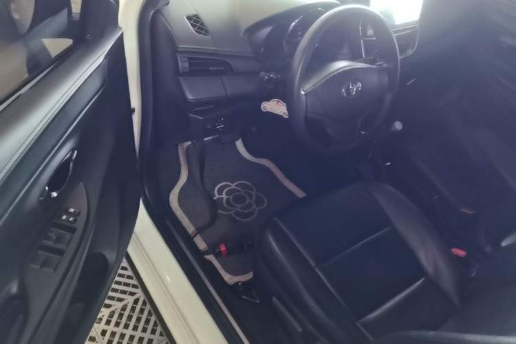 Used Toyota YARiS L Zhi Xuan 2020 X-Trail X 1.5L CVT Leading Edition Driver Seat