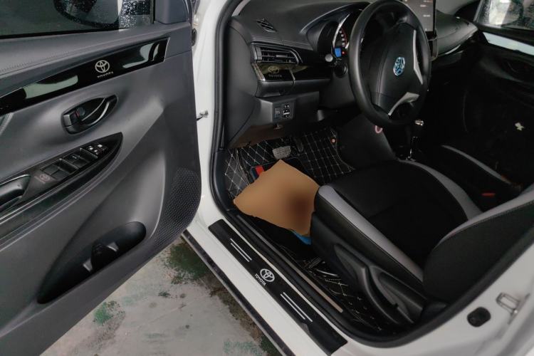 Used Toyota YARiS L Zhi Xuan 2020 X-Trail X 1.5L CVT Leading Edition Driver Seat