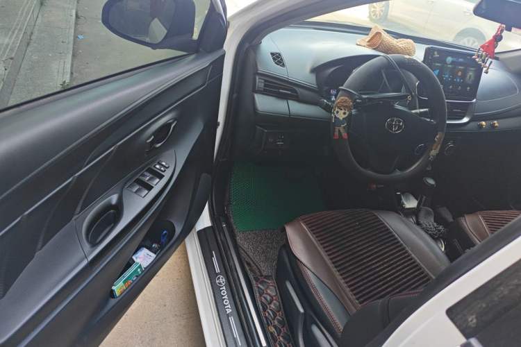 Used Toyota YARiS L Zhi Xuan 2020 1.5L CVT Luxury Edition Driver Seat