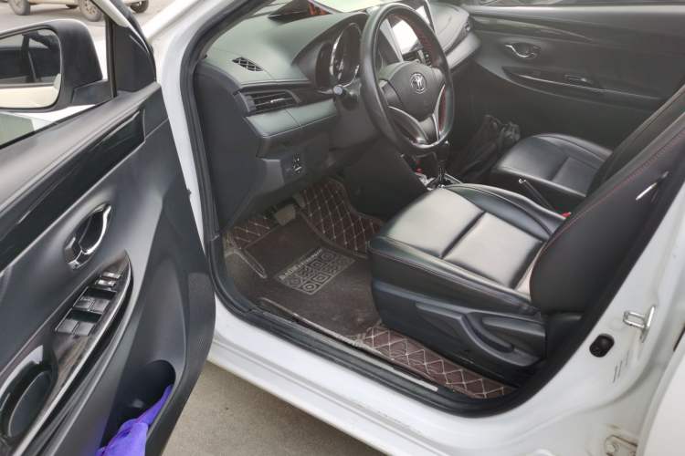 Used Toyota YARiS L Zhi Xuan 2020 1.5L CVT Luxury Edition Driver Seat