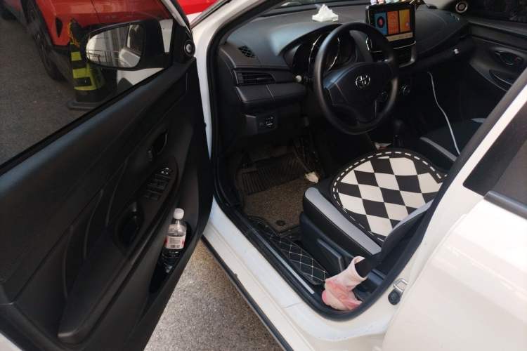 Used Toyota YARiS L Zhi Xuan 2020 X-Trail X 1.5L CVT Leading Edition Driver Seat