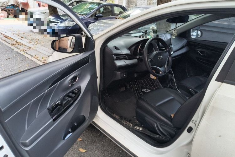Used Toyota YARiS L Zhi Xuan 2020 X-Trail X 1.5L CVT Luxury Edition Driver Seat