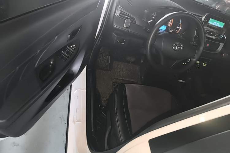 Used Toyota YARiS L Zhi Xuan 2020 X-Trail X 1.5L CVT Leading Edition Driver Seat