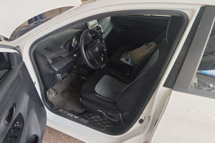 Used Toyota YARiS L Zhi Xuan 2020 1.5L CVT Leading Edition Driver Seat