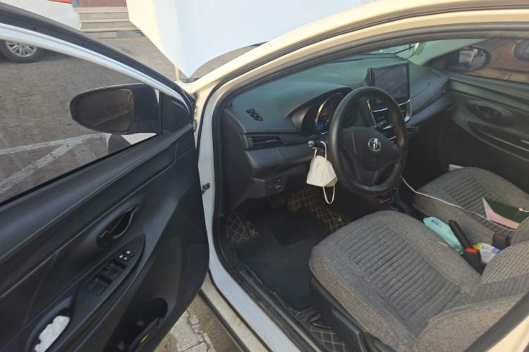 Used Toyota YARiS L Zhi Xuan 2020 X-Trail X 1.5L CVT Luxury Edition Driver Seat
