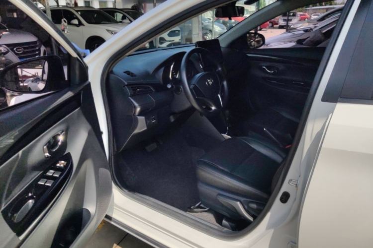Used Toyota YARiS L Zhi Xuan 2020 X-Trail X 1.5L CVT Luxury Edition Driver Seat