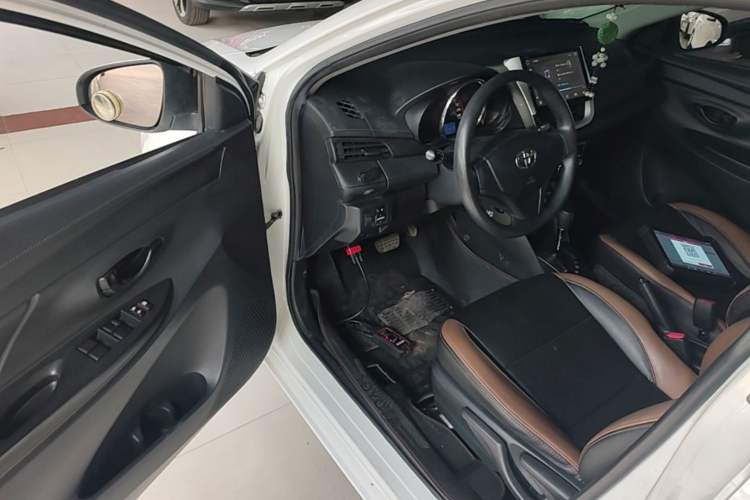 Used Toyota YARiS L Zhi Xuan 2020 1.5L CVT Leading Edition Driver Seat