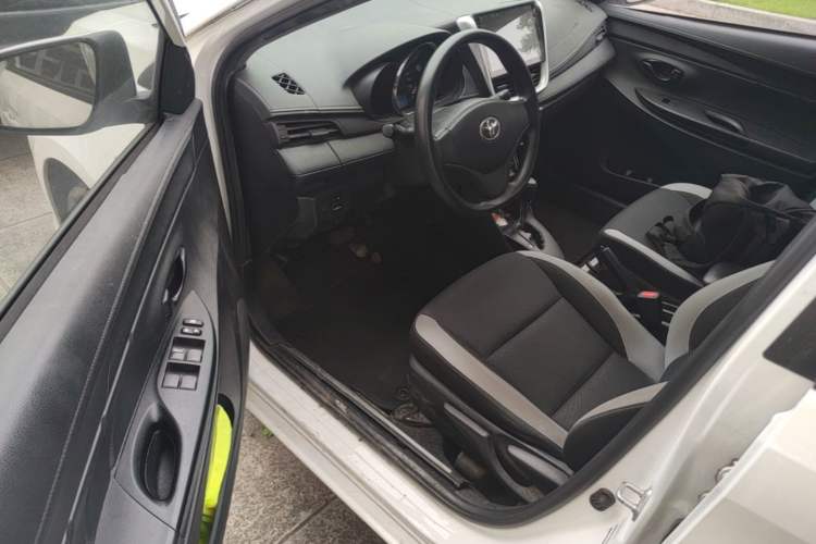 Used Toyota YARiS L Zhi Xuan 2020 1.5L CVT Leading Edition Driver Seat