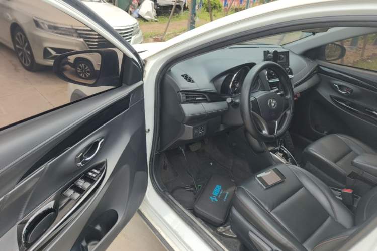 Used Toyota YARiS L Zhi Xuan 2020 X-Trail X 1.5L CVT Luxury Edition Driver Seat