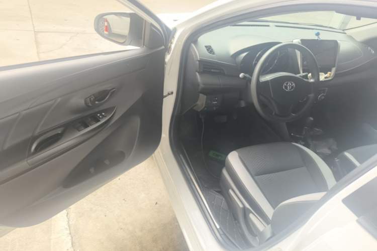 Used Toyota YARiS L Zhi Xuan 2020 1.5L CVT Leading Edition Driver Seat