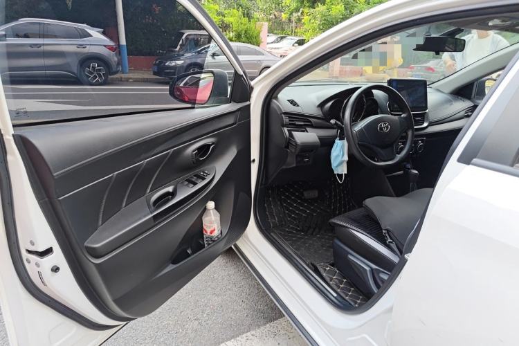 Used Toyota YARiS L Zhi Xuan 2020 X-Trail X 1.5L CVT Leading Edition Driver Seat