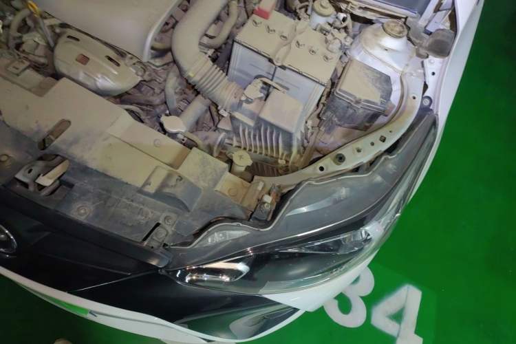 Used Toyota YARiS L Zhi Xuan 2020 1.5L CVT Leading Edition Engine Bay Left