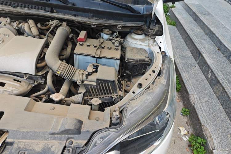Used Toyota YARiS L Zhi Xuan 2020 1.5L CVT Luxury Edition Engine Bay Left