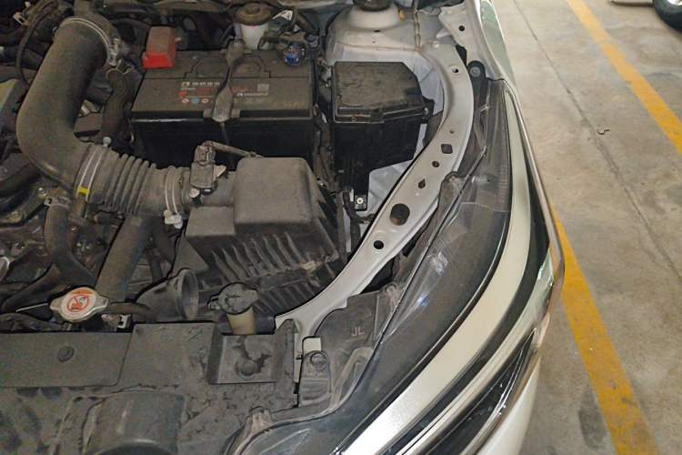 Used Toyota YARiS L Zhi Xuan 2020 1.5L CVT Luxury Edition Engine Bay Left