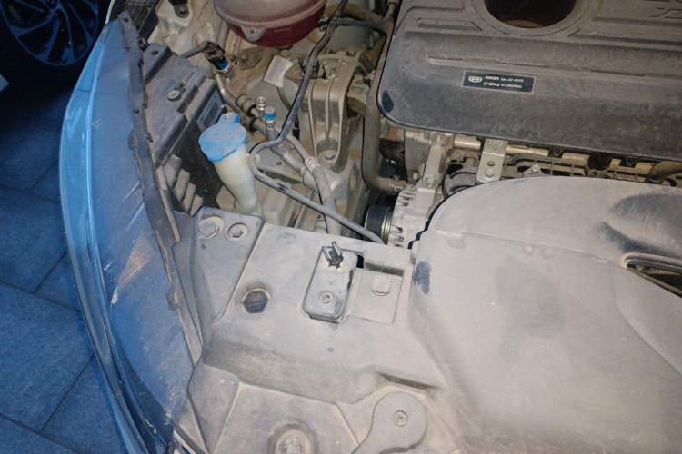 Used Toyota YARiS L Zhi Xuan 2020 1.5L CVT Luxury Edition Engine Bay Right