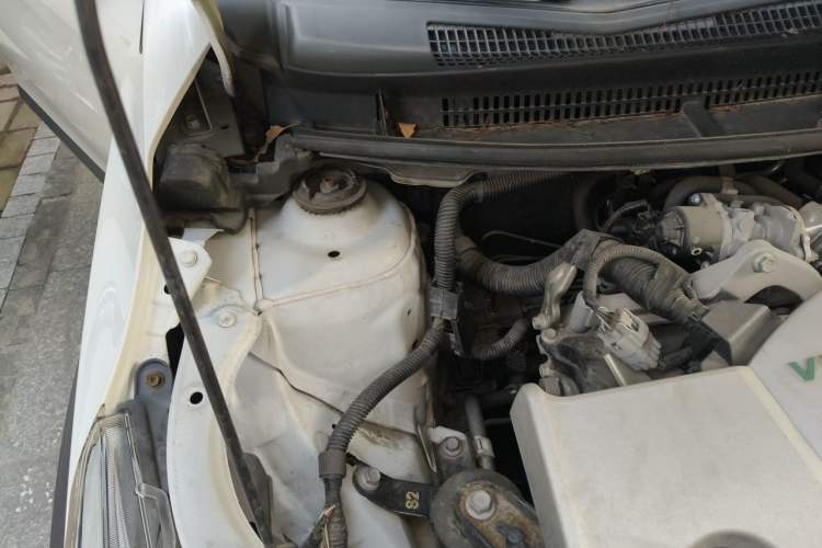 Used Toyota YARiS L Zhi Xuan 2020 X-Trail X 1.5L CVT Luxury Edition Engine Bay Right